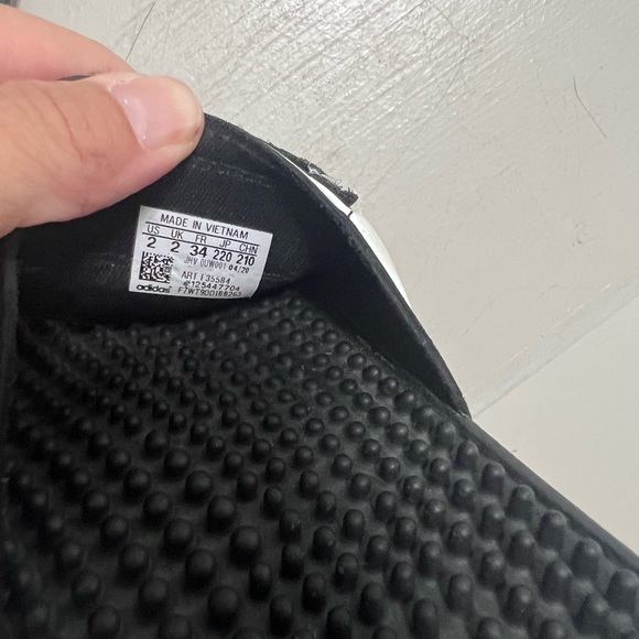 Kids Adidas slides size youth 2.  Good used condition. - Picture 2 of 2